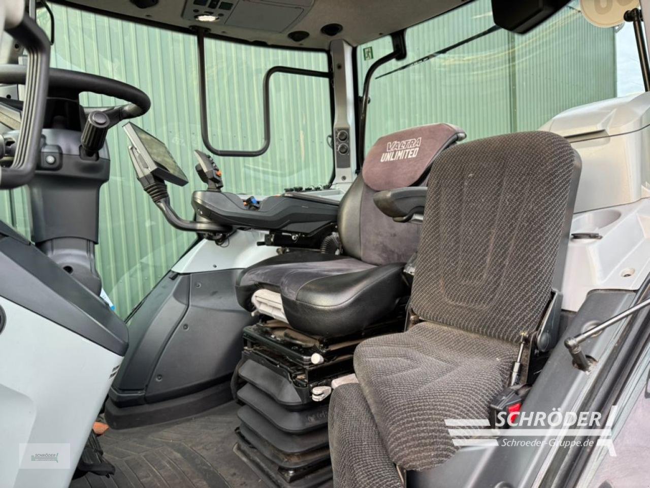 Traktor of the type Valtra T 175 ED | RTK | GEWÄHRLEISTUNG 12/2028, Gebrauchtmaschine in Twistringen (Picture 18)